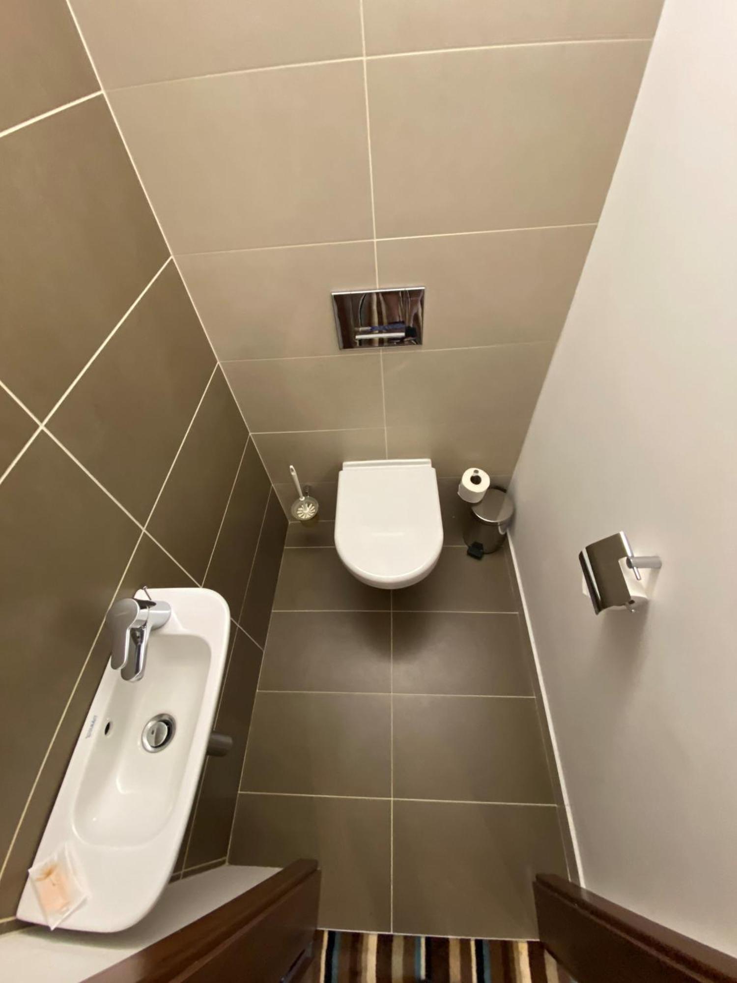 Business Hotel Astrum Laus 莱维采 外观 照片